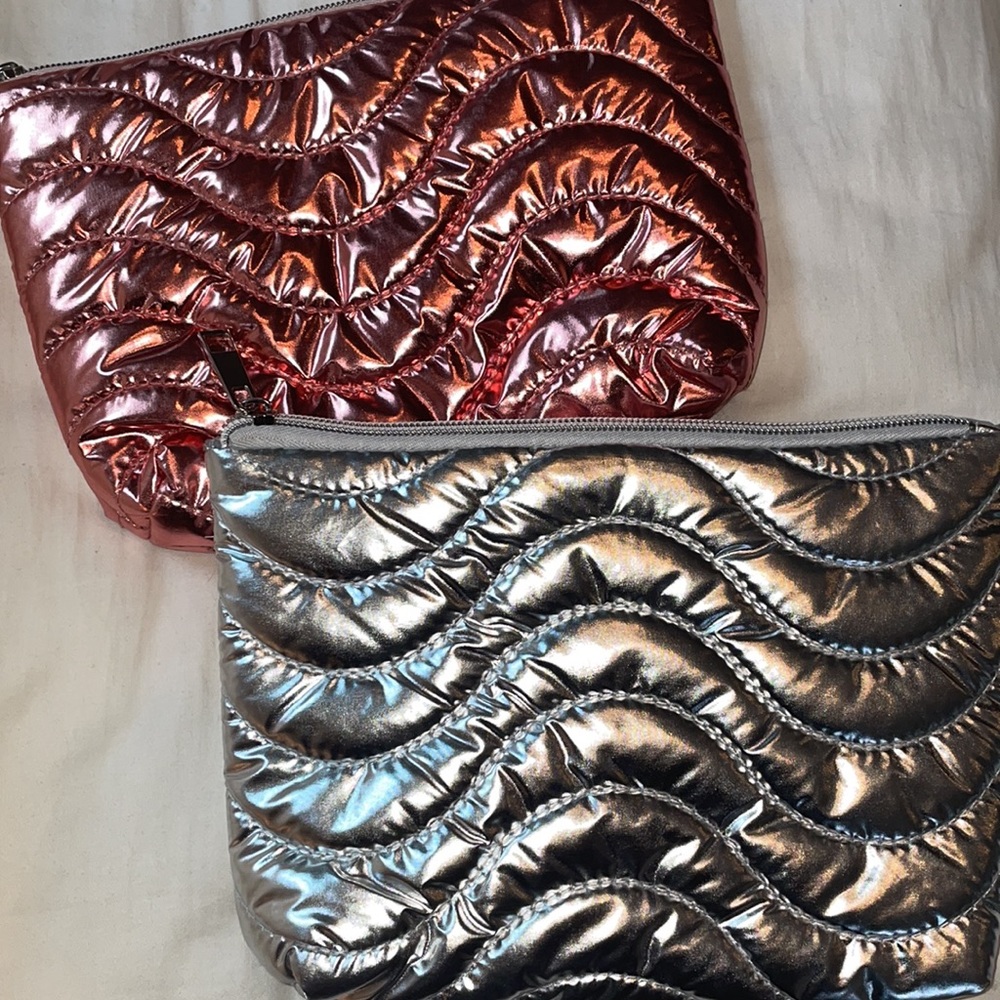 New Silver and Pink Shiny Zippered Cosmetic Makeup Bags Set - Picture 2 of 3